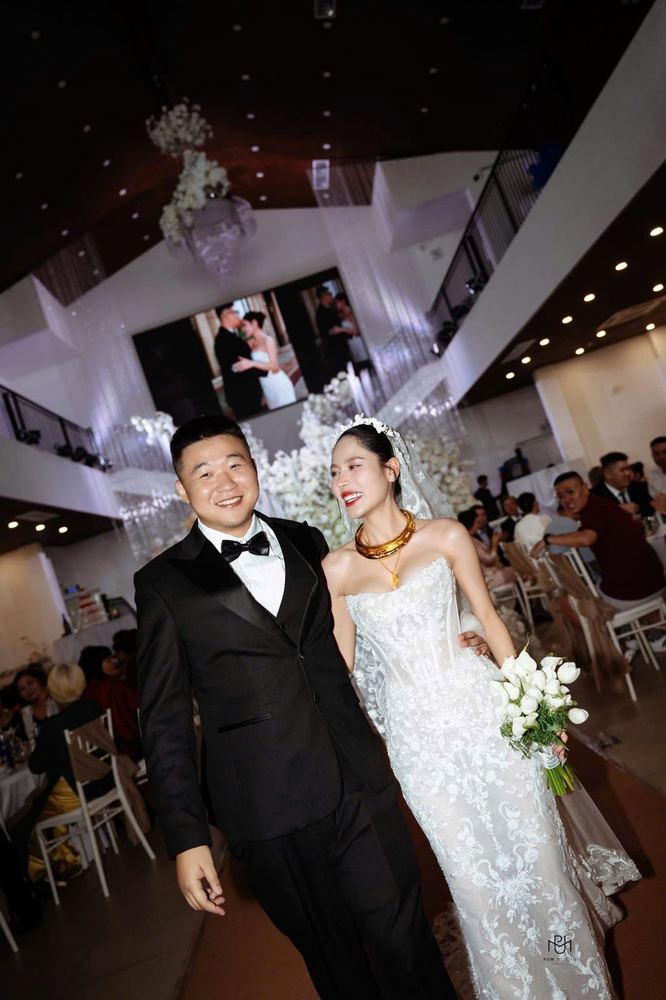 Dịch vụ tiệc cưới tại nhà De Valis